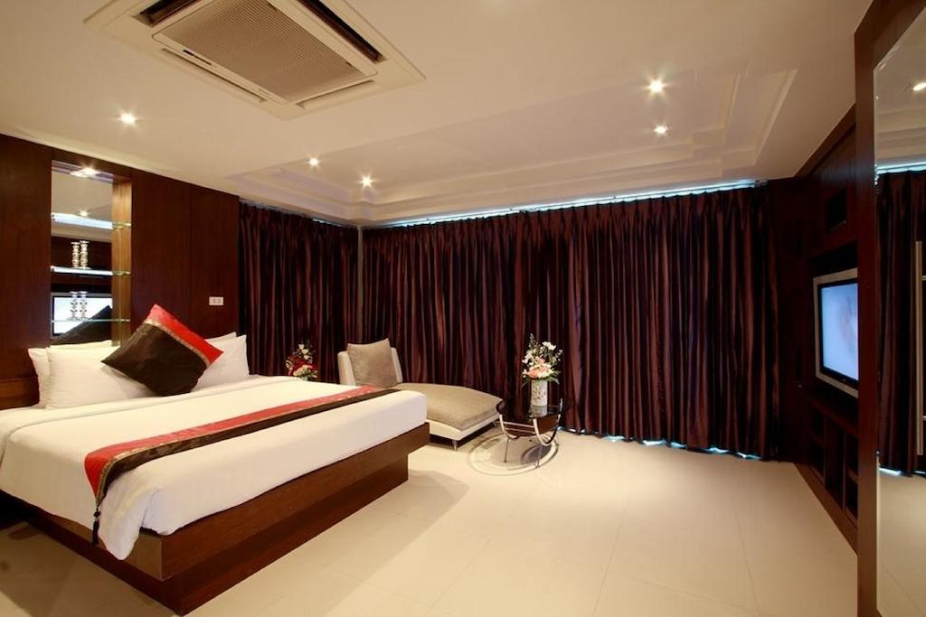 Rayaburi Beach Club Patong Номер фото